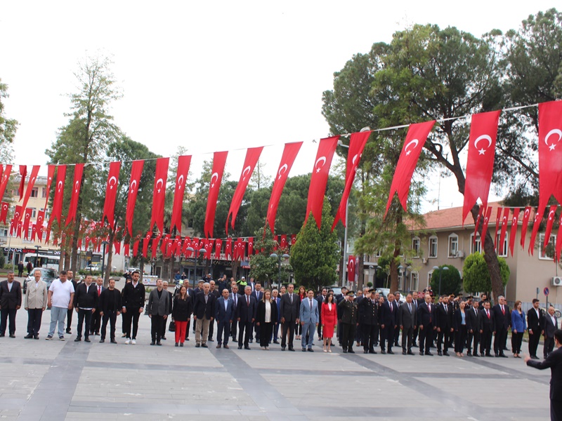 23 Nisan Ulusal Egemenlik ve Çocuk Bayramı İlçemizde Coşkuyla Kutlandı.